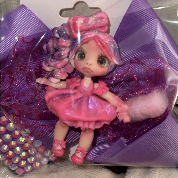 Handmade Bows Disney, Pixar assorted Characters, colors, clay, light weight - Picture 4 of 10